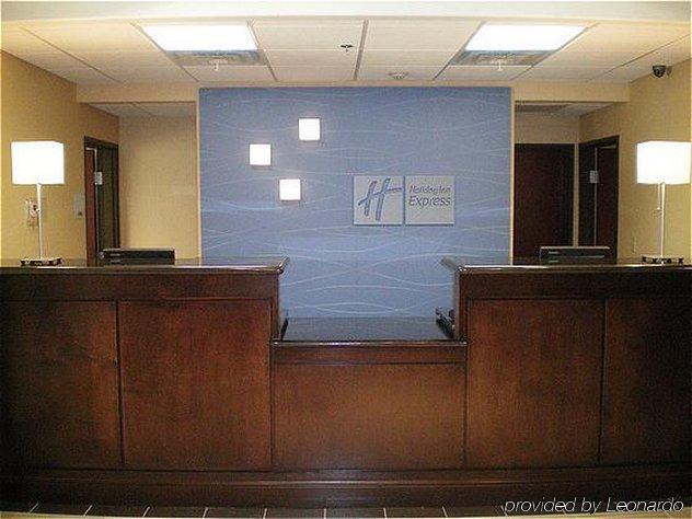 Holiday Inn Express Hotel & Suites Alvarado By Ihg Interior photo