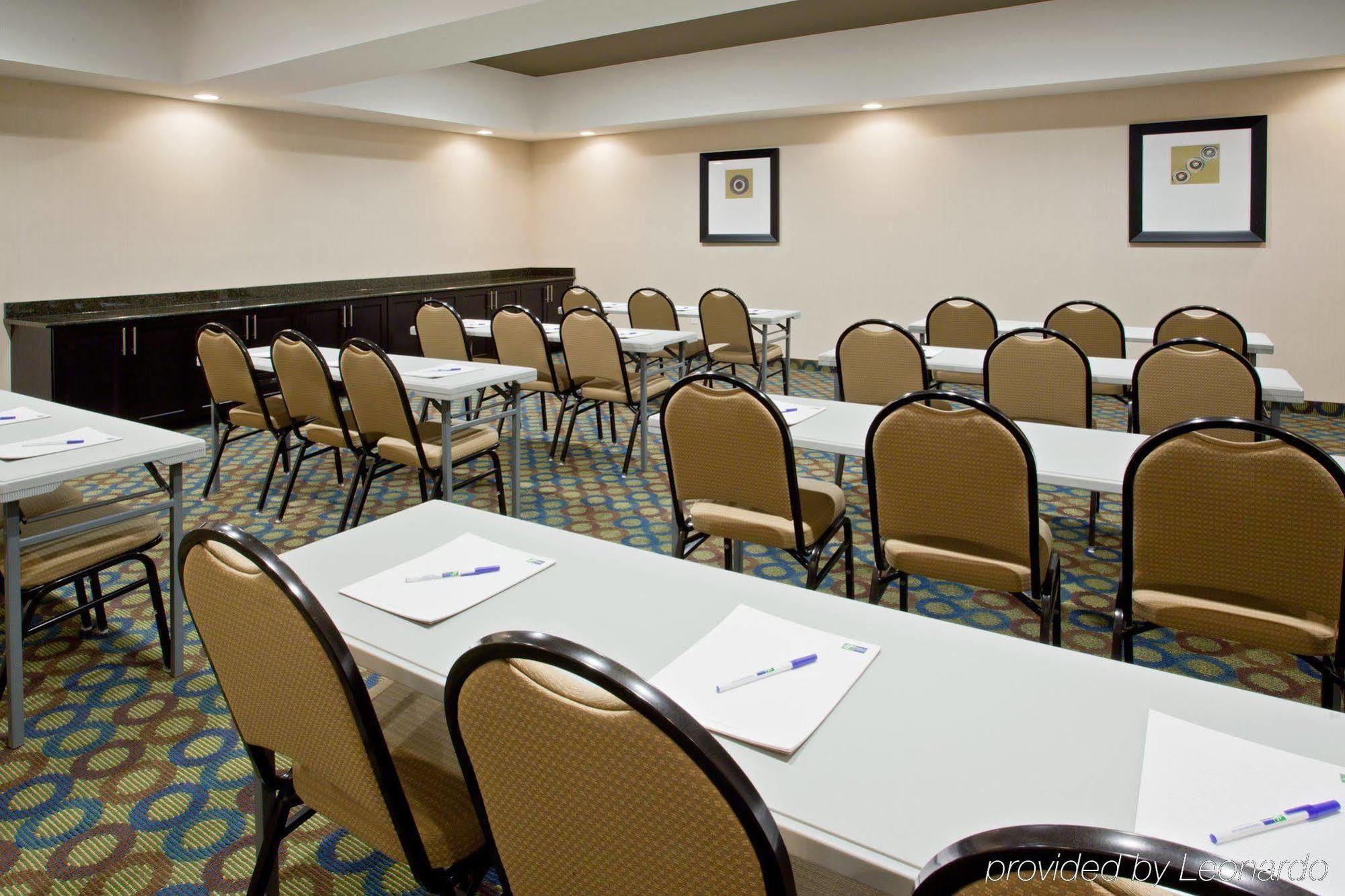 Holiday Inn Express Hotel & Suites Alvarado By Ihg Business photo